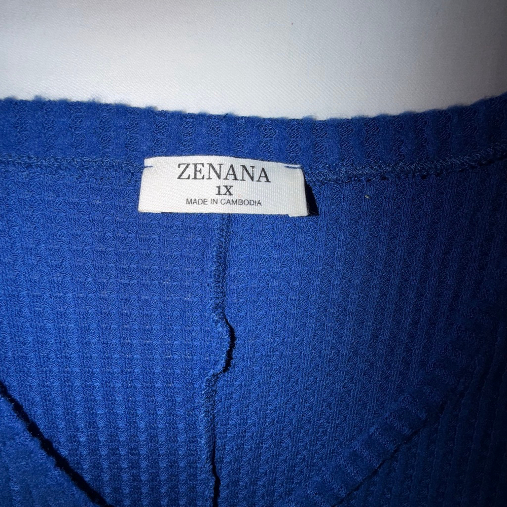 Zenana Plus 1X Blue Waffle Knit Tunic 
Top V-Neck High Low Oversized Lagenlook - Picture 4 of 8
